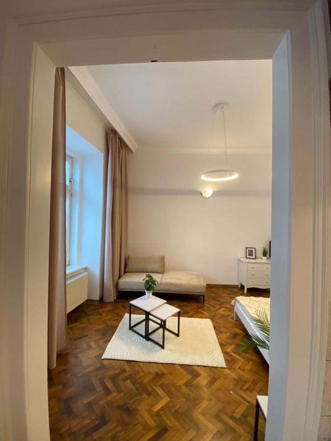 Apartment In City Center Kassa Kültér fotó